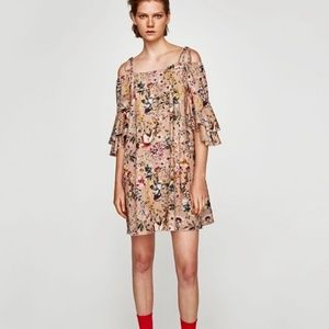 ZARA OFF THE SHOULDER & RUFFLE SLEEVE DRESS